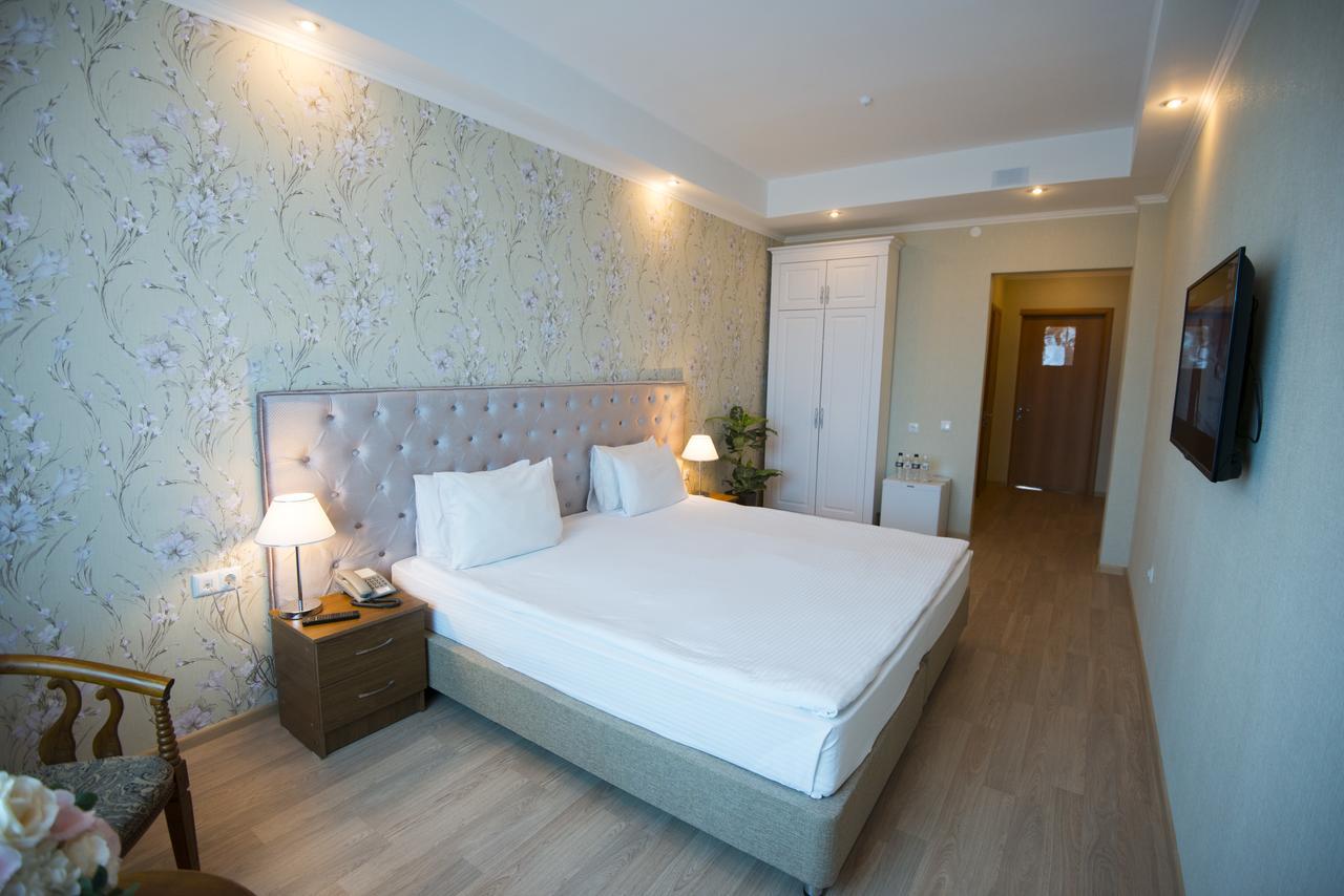 Akbulak Hotel Астана Экстерьер фото